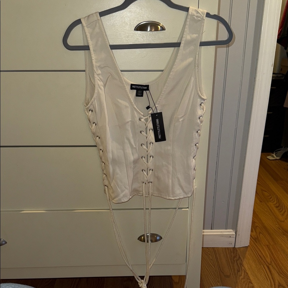 PrettyLittleThing Cream Lace-Up Tank Top